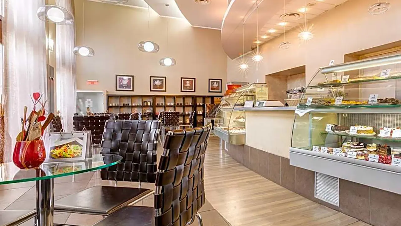 Continental Forum – Cafe