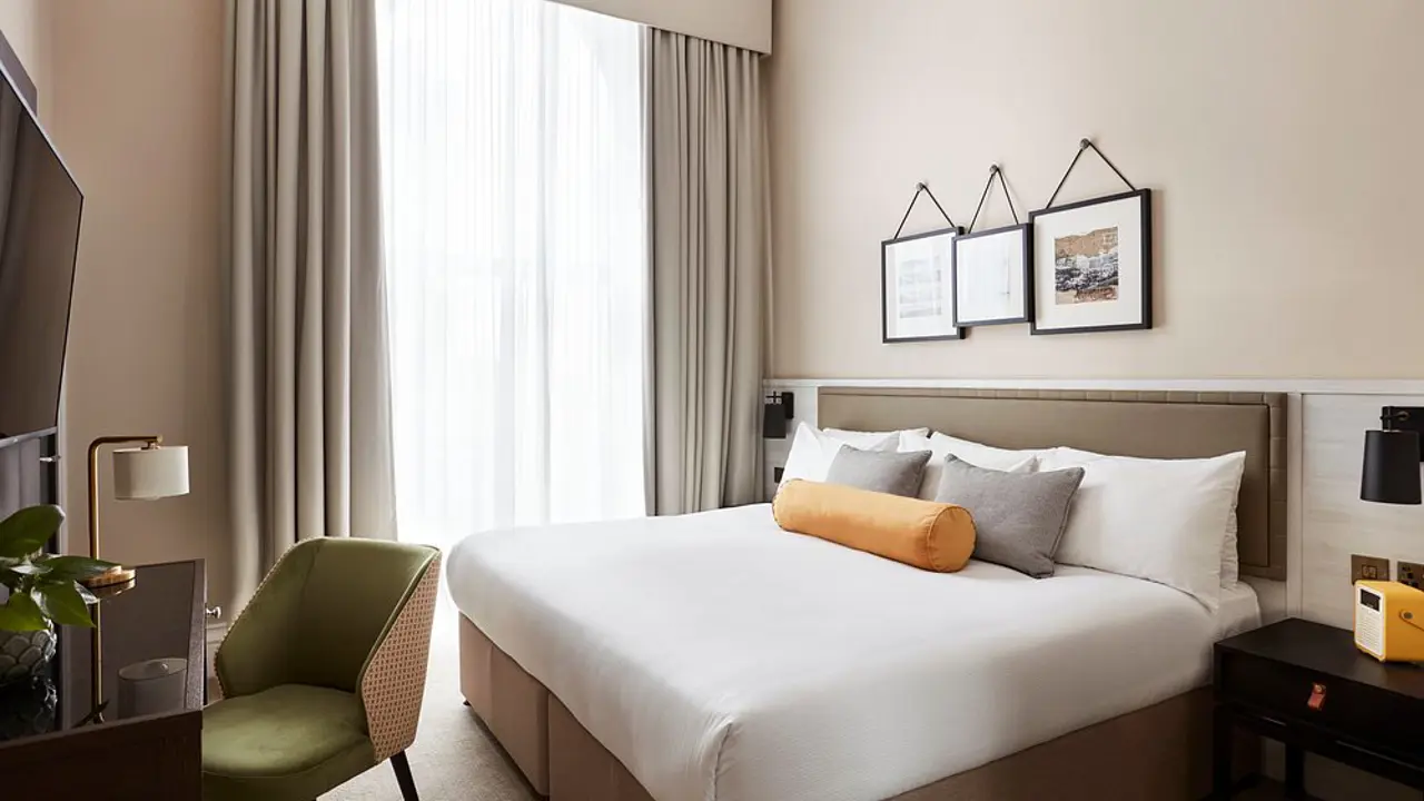The Clermont London Victoria, London, Bedroom