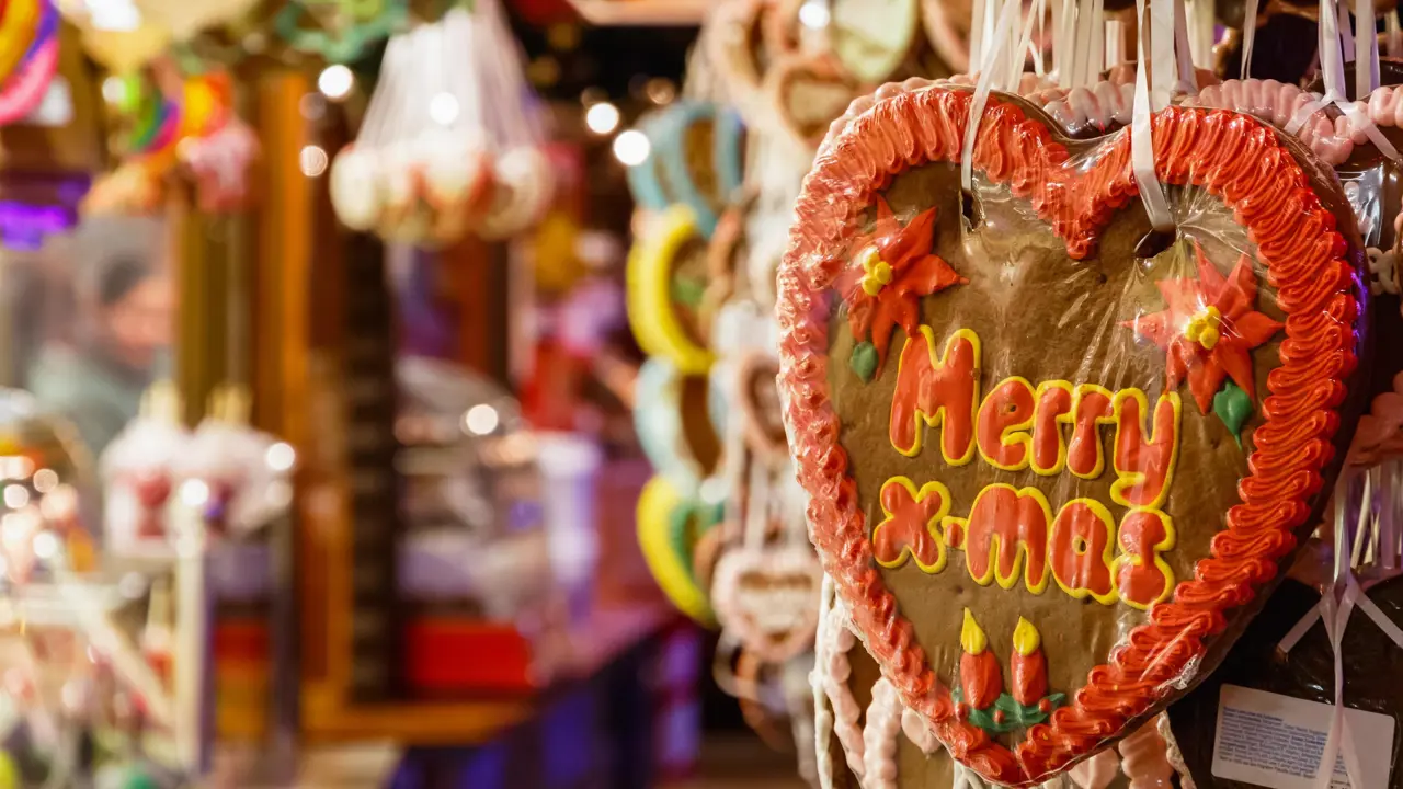 Christmas market gingerbread hearts
