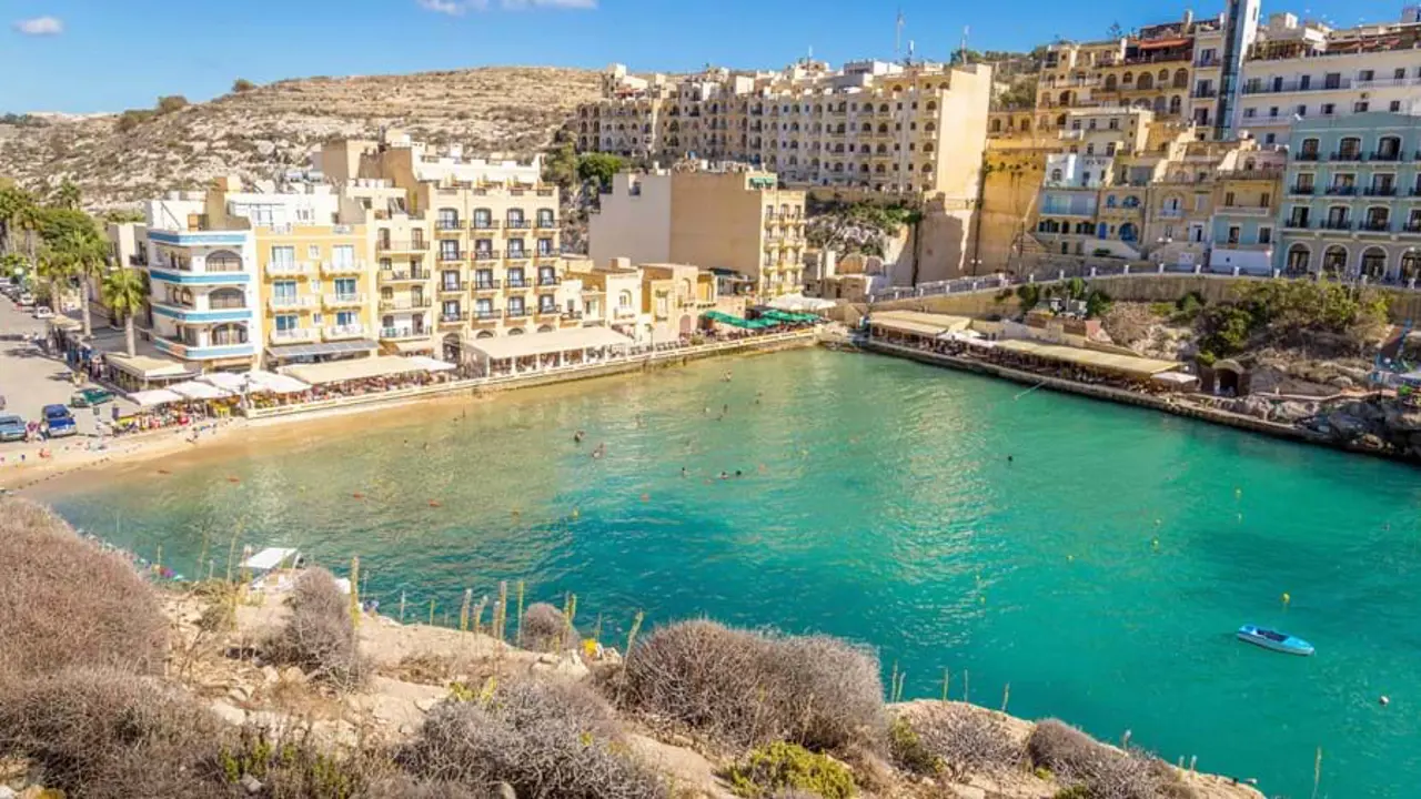Xlendi Bay, Gozo