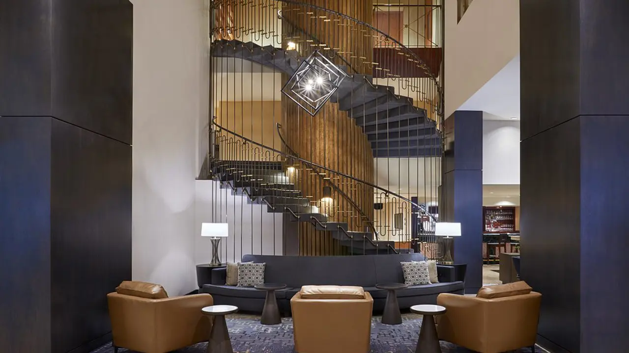 Sheraton Ottawa Hotel, Ottawa, lobby