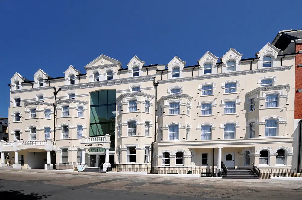 Mannin Hotel, Douglas, Exterior