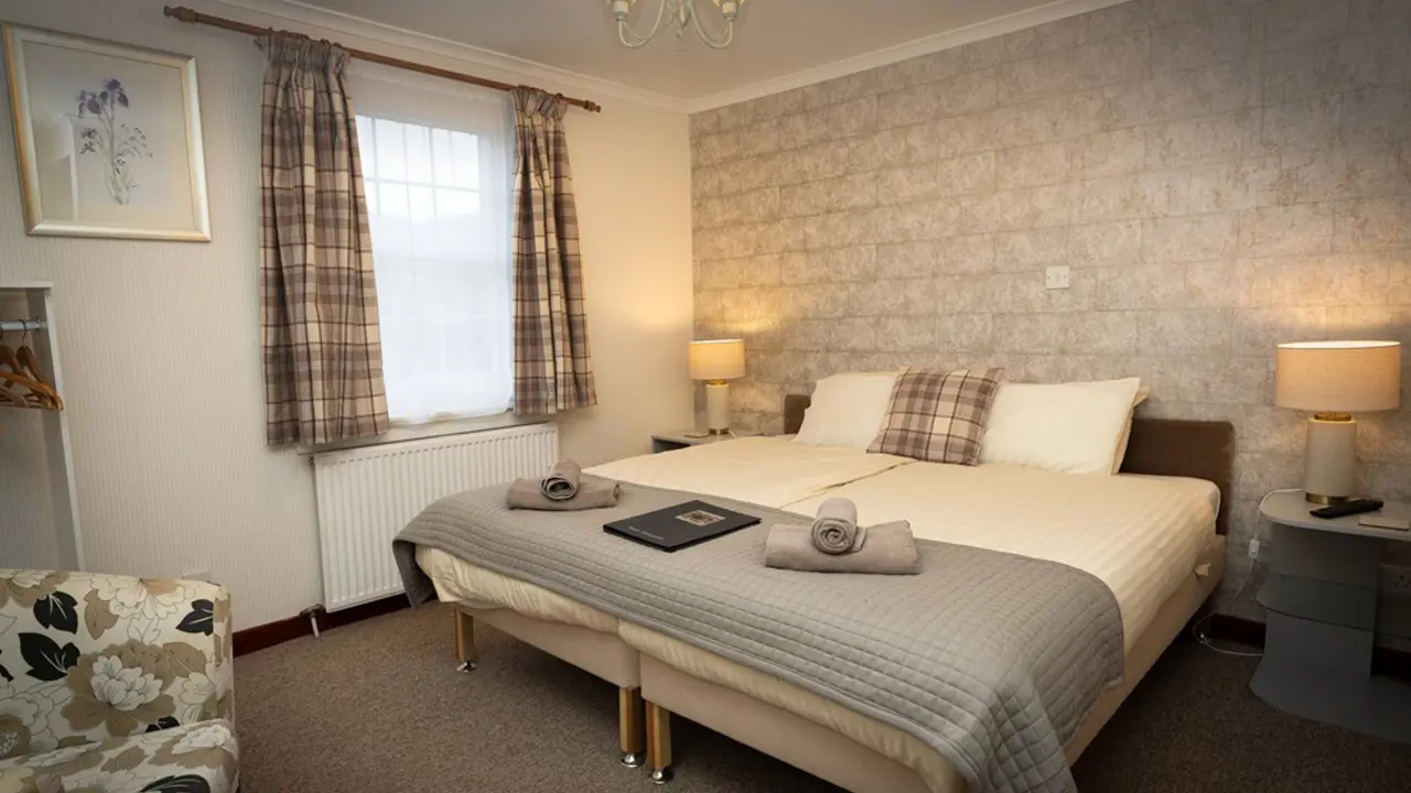 The Old Inn, Gairloch, bedroom