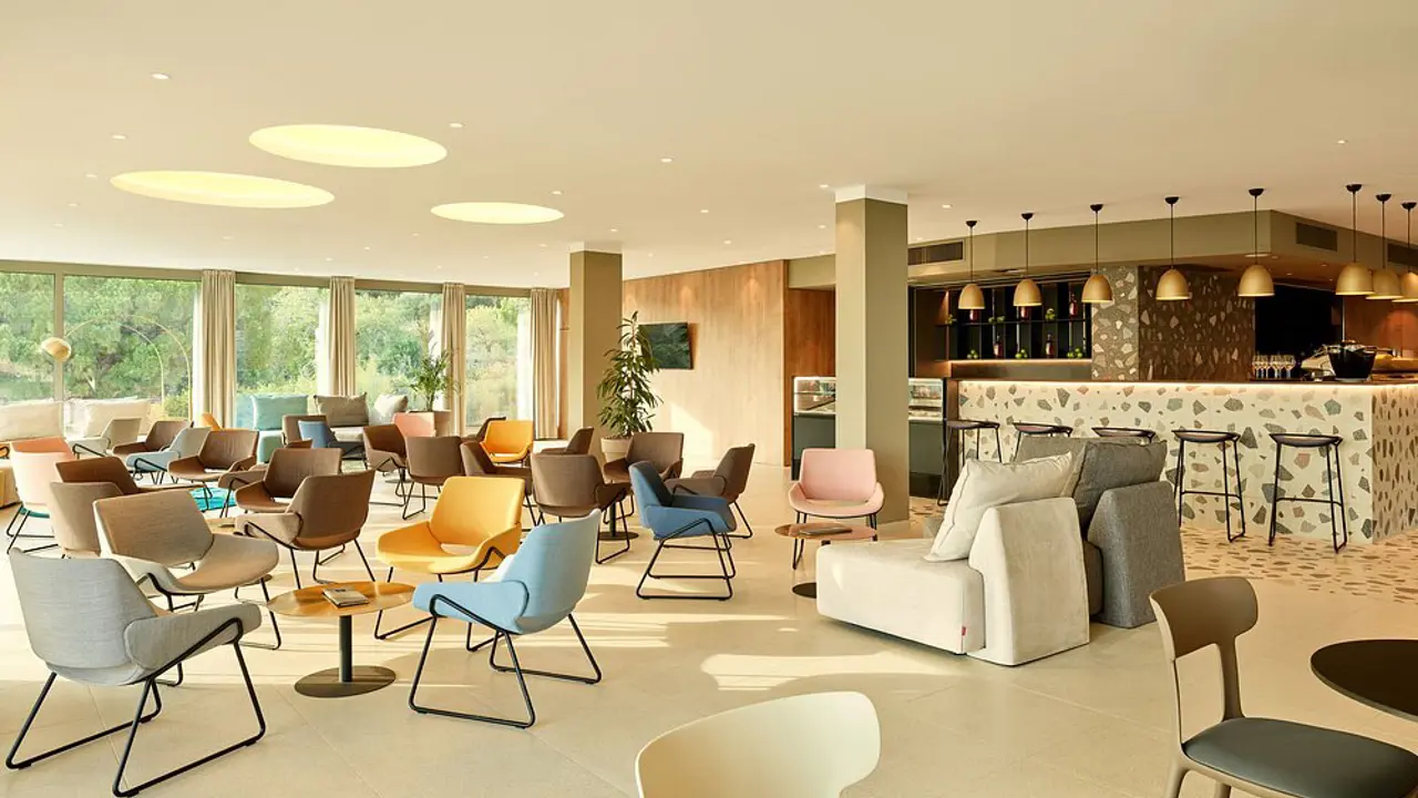 Hotel Astarea, Mlini, lounge