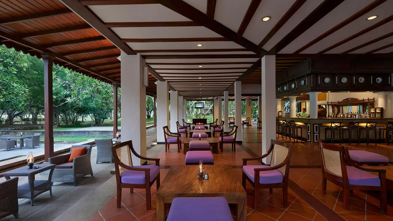 Cinnamon Lodge, Habarana, bar