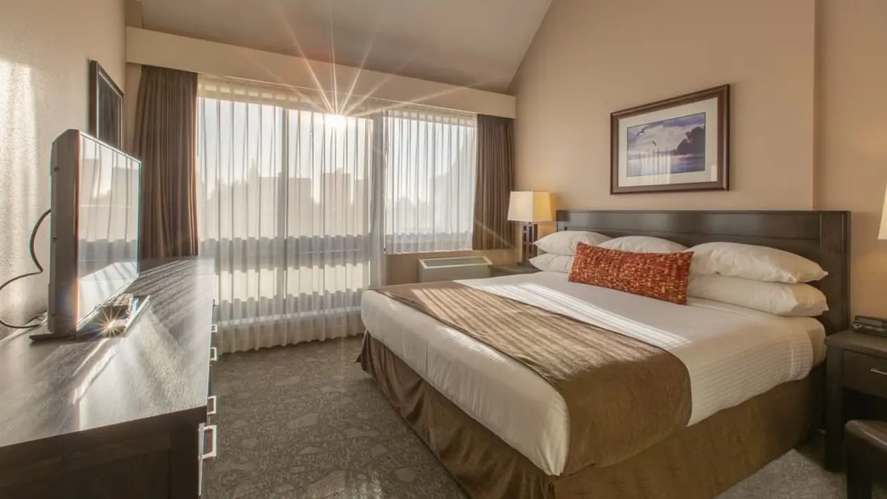 The Embassy Inn, Victoria, double room