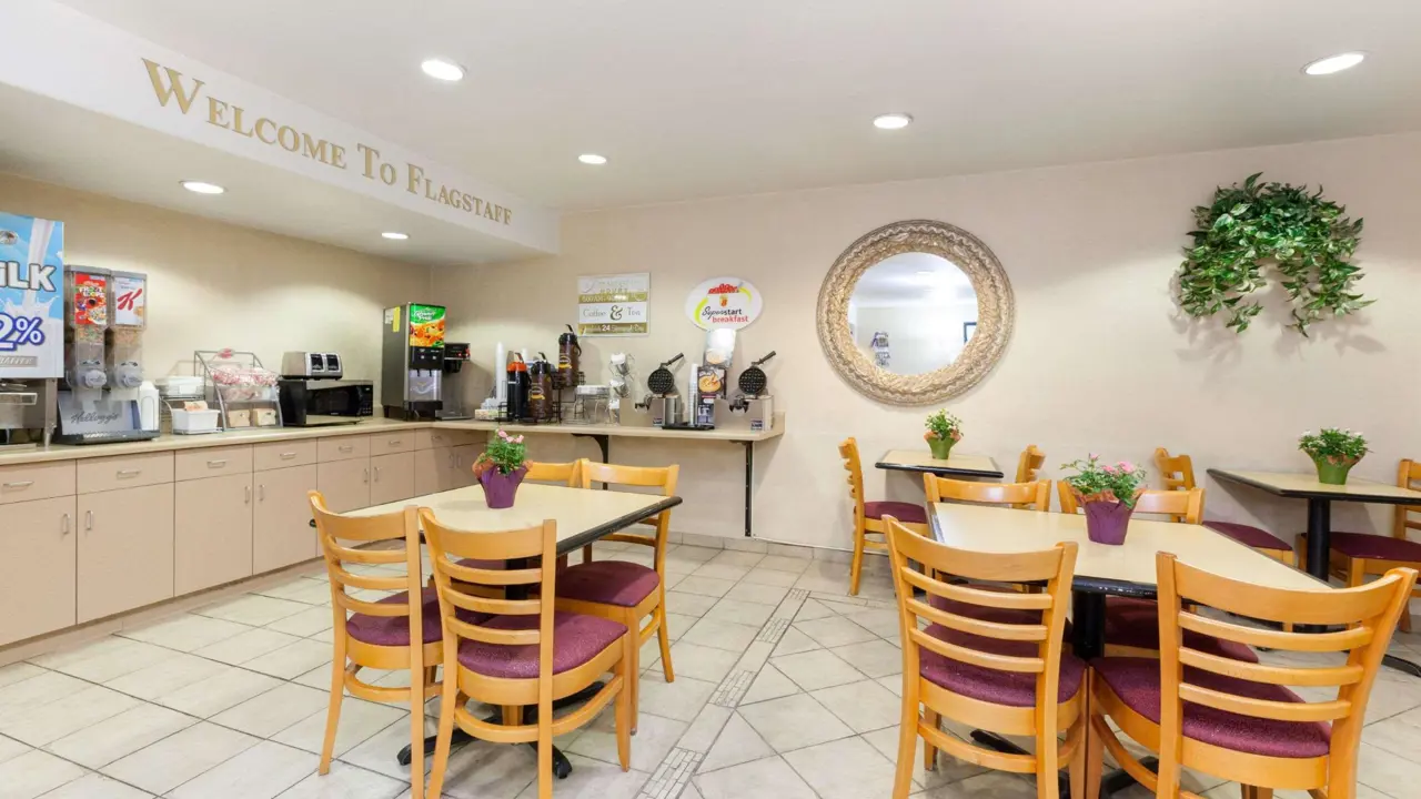Days Hotel By Wyndham, Flagstaff