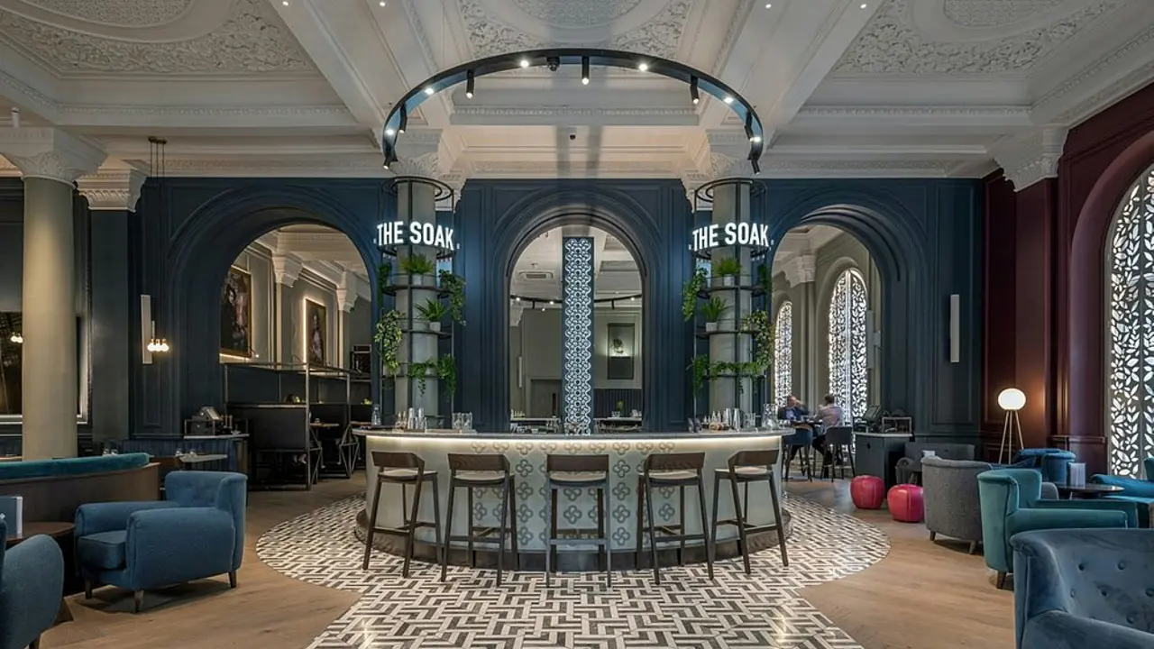 The Clermont London Victoria, London, Dining