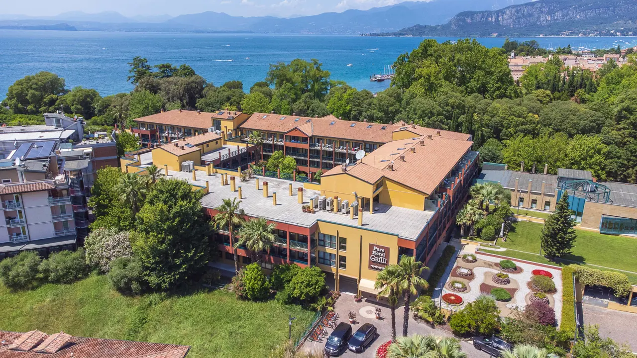 Parc Hotel Gritti, Bardolino, Exterior