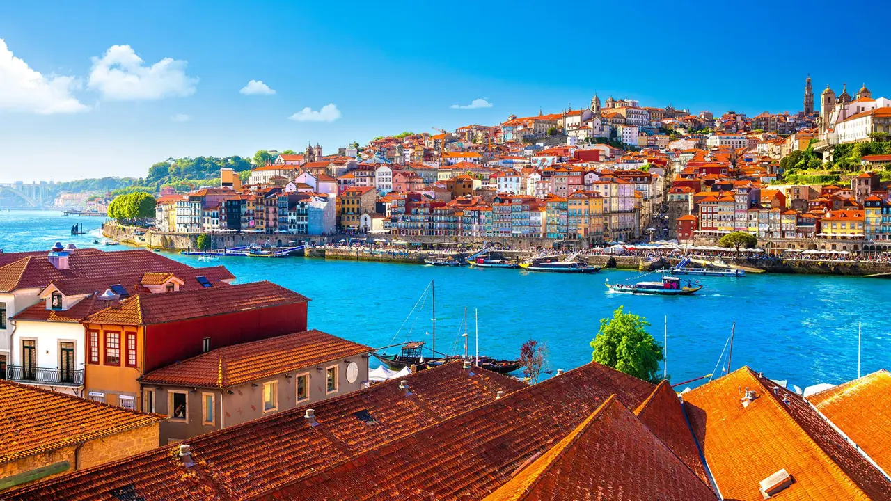 Ribeira District, Porto