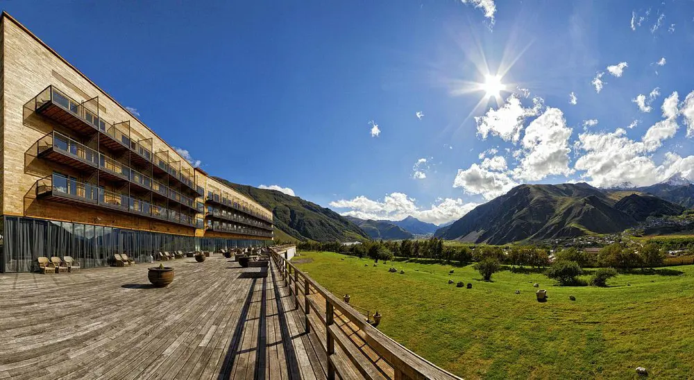 Rooms Hotel Kazbegi, Stepantsminda, exterior
