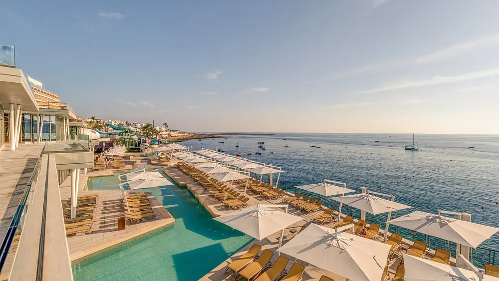 X ODYCY Hotel, Qawra, Pool