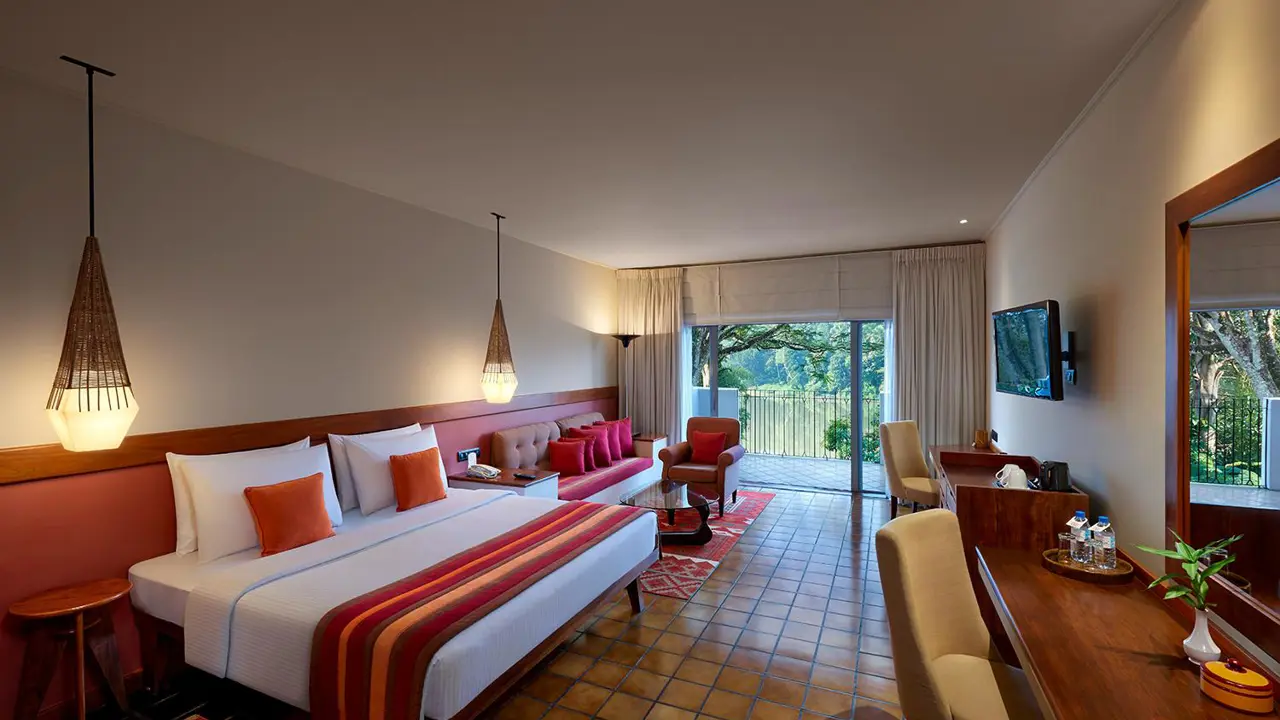 Cinnamon Citadel Kandy, deluxe room