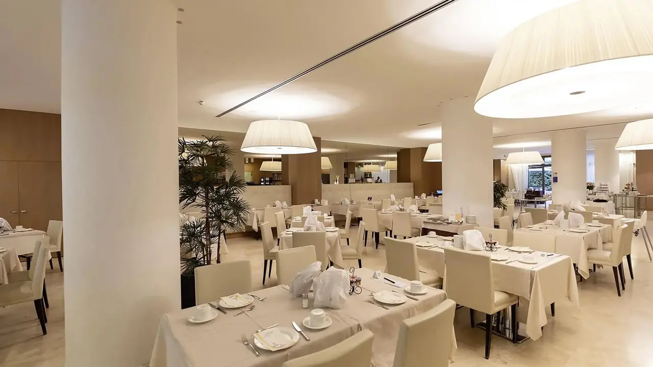 Laguna Palace Hotel, Grado, dining