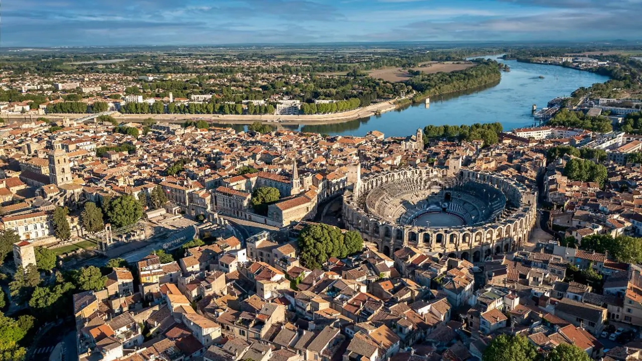 Arles, Bouches Du Rhône