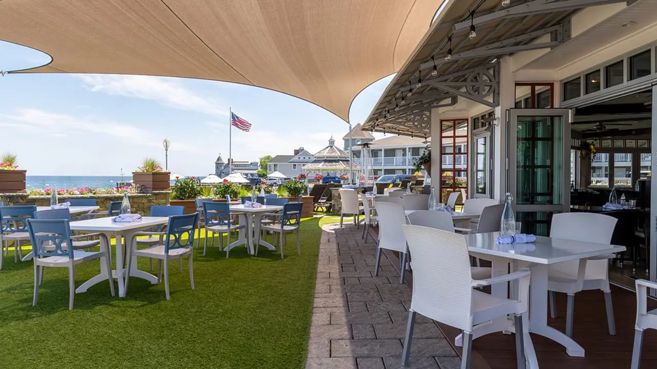 Anchorage by the Sea, Ogunquit, terrace