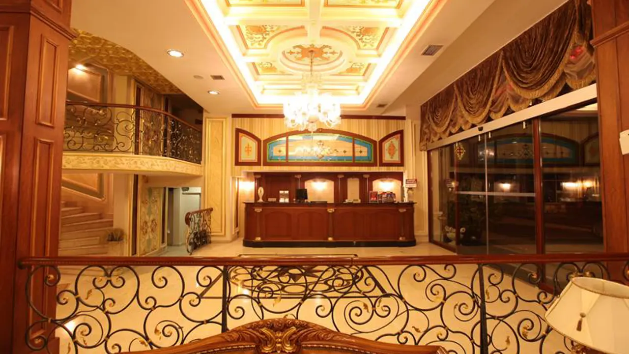 Deluxe Golden Horn Hotel, Istanbul, reception