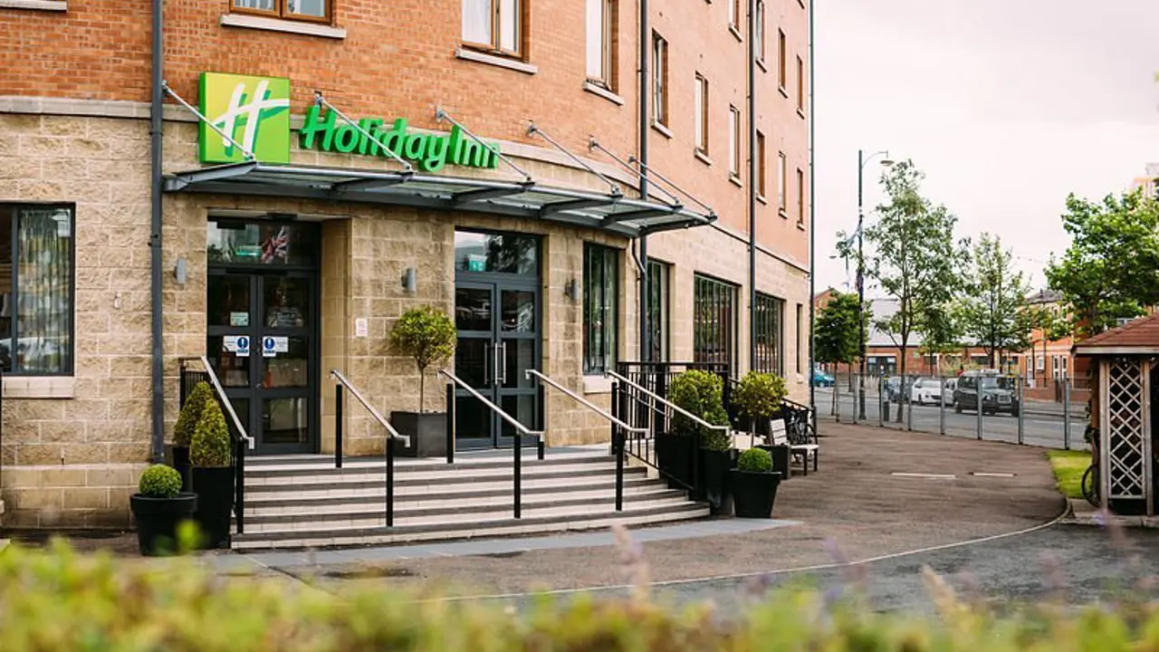 Holiday Inn, Belfast, Exterior