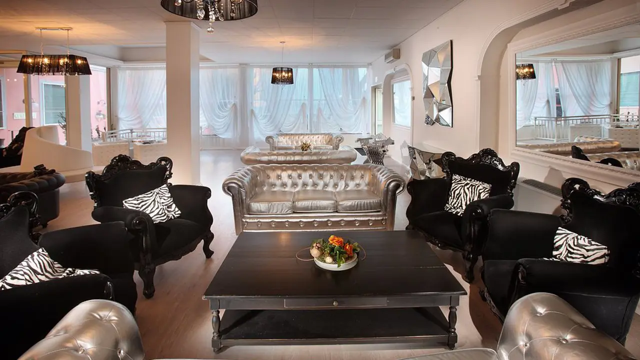 Hotel Manzoni, Montecatini, lounge